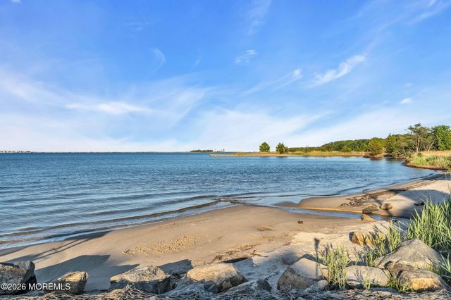 1931 Seaman Court, Toms River, NJ 08753