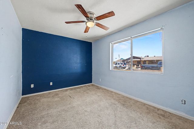 5807 W CAMBRIDGE Avenue, Phoenix, AZ 85035