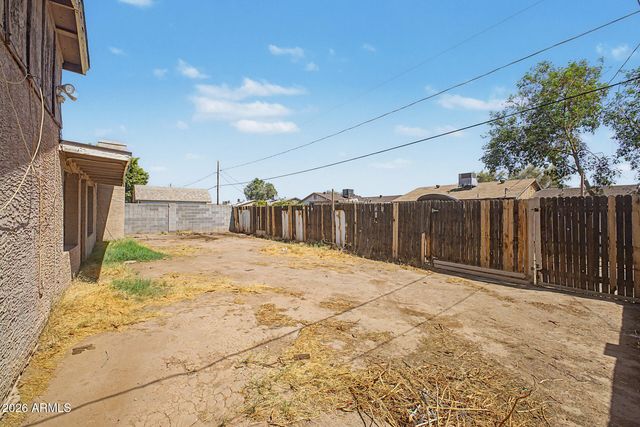 5807 W CAMBRIDGE Avenue, Phoenix, AZ 85035