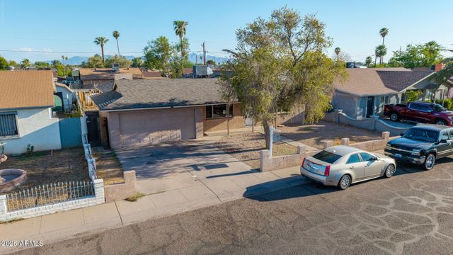 5807 W CAMBRIDGE Avenue, Phoenix, AZ 85035