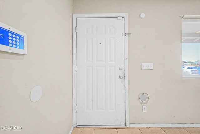 5807 W CAMBRIDGE Avenue, Phoenix, AZ 85035