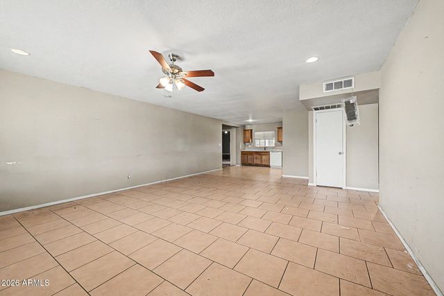 5807 W CAMBRIDGE Avenue, Phoenix, AZ 85035