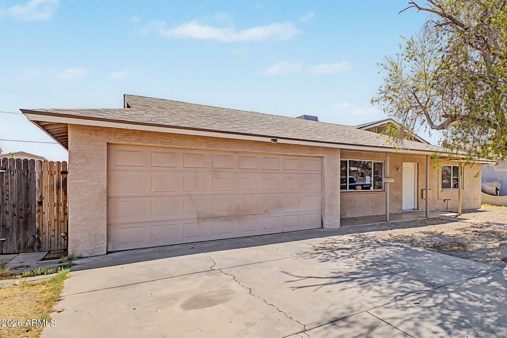 5807 W CAMBRIDGE Avenue, Phoenix, AZ 85035 — photo 5