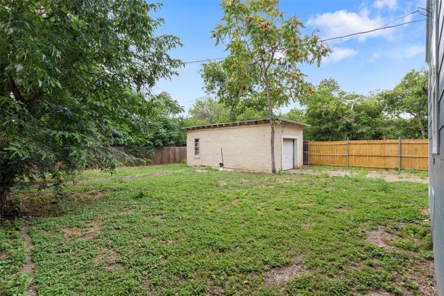 3541 Lynnfield Drive, Fort Worth, TX 76103