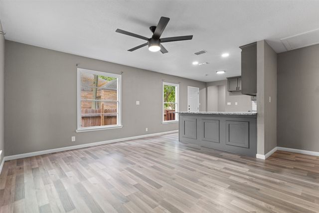 3541 Lynnfield Drive, Fort Worth, TX 76103