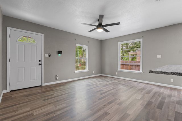 3541 Lynnfield Drive, Fort Worth, TX 76103