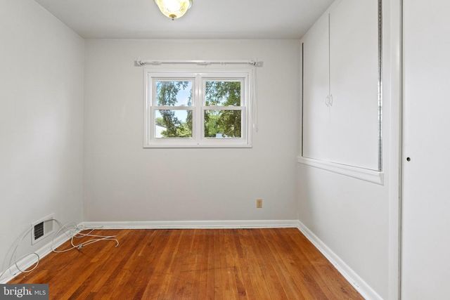 100 FURNLEA DR, Glen Burnie, MD 21060
