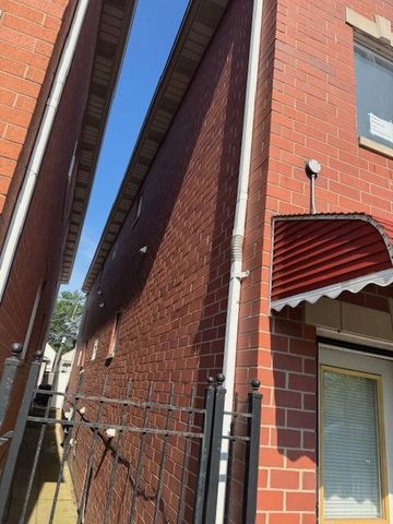 3714 S Hermitage Avenue, Chicago, IL 60609