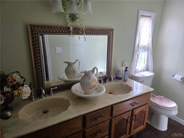 196-200 Russell Road 196, Granby, NY 13069