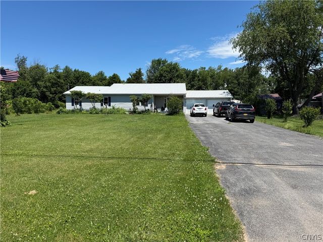 196-200 Russell Road 196, Granby, NY 13069