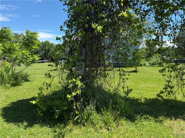 196-200 Russell Road 196, Granby, NY 13069