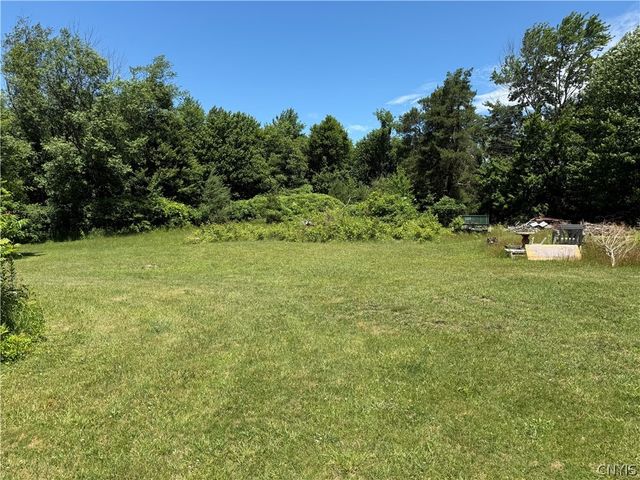196-200 Russell Road 196, Granby, NY 13069