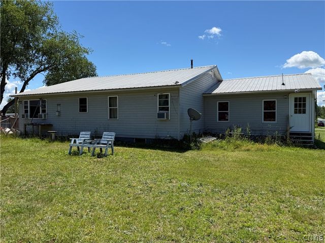 196-200 Russell Road 196, Granby, NY 13069