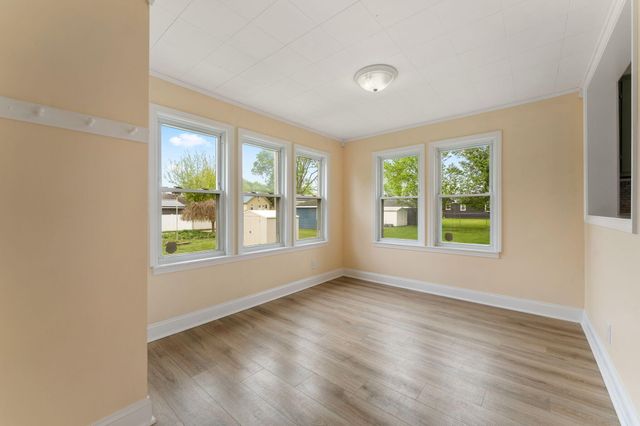 718 N Grant Street, Crown Point, IN 46307