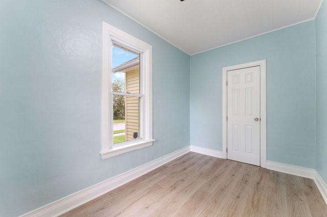 718 N Grant Street, Crown Point, IN 46307