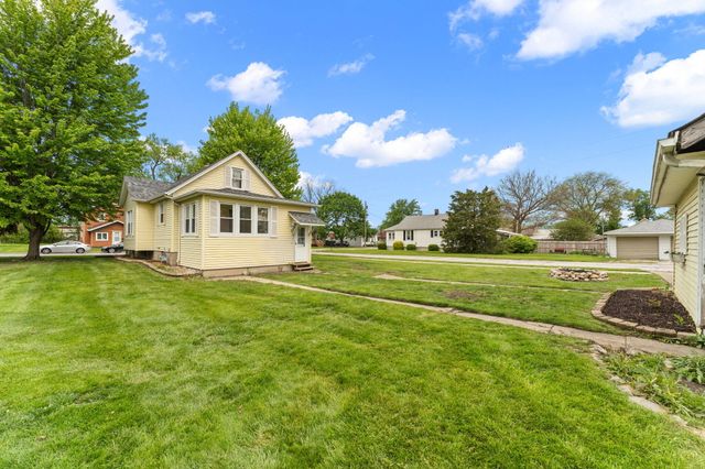 718 N Grant Street, Crown Point, IN 46307