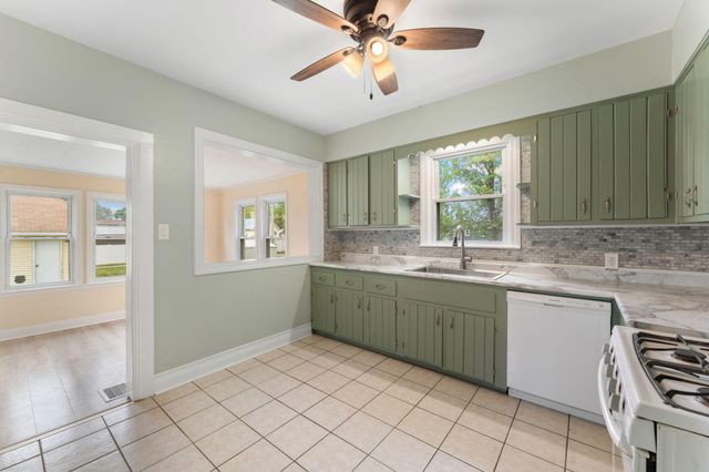 718 N Grant Street, Crown Point, IN 46307