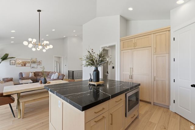 1437 W VALLEY DR, Lindon, UT 84042