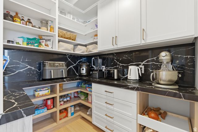 1437 W VALLEY DR, Lindon, UT 84042