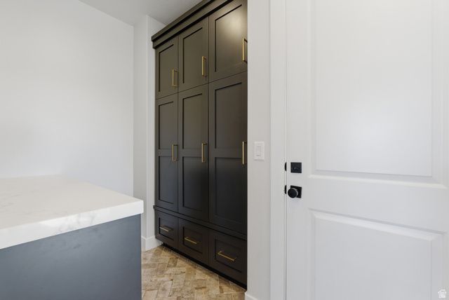 1437 W VALLEY DR, Lindon, UT 84042