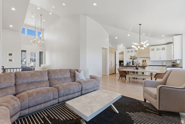 1437 W VALLEY DR, Lindon, UT 84042