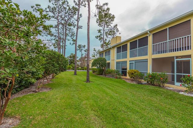 2562 Kings Lake BLVD, Naples, FL 34112