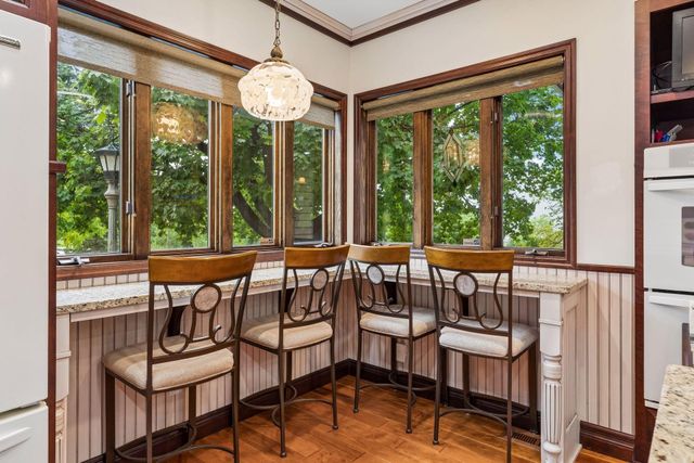 8 Bates Avenue, Saint Paul, MN 55106