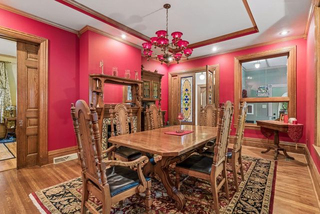 8 Bates Avenue, Saint Paul, MN 55106