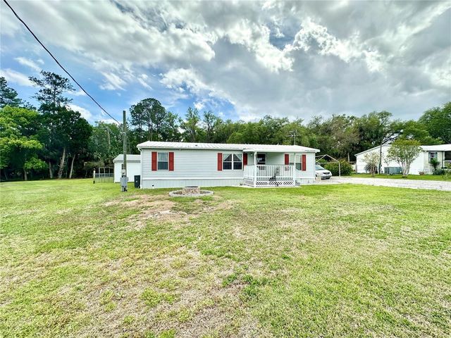 18400 SE 90TH LANE, Ocklawaha, FL 32179