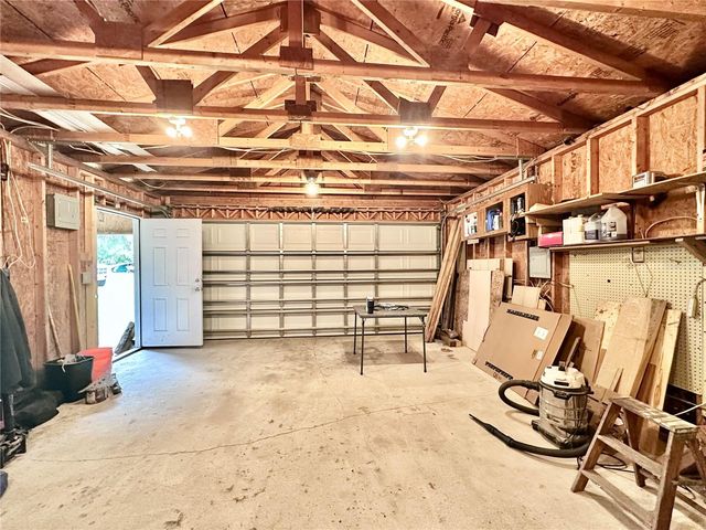 18400 SE 90TH LANE, Ocklawaha, FL 32179