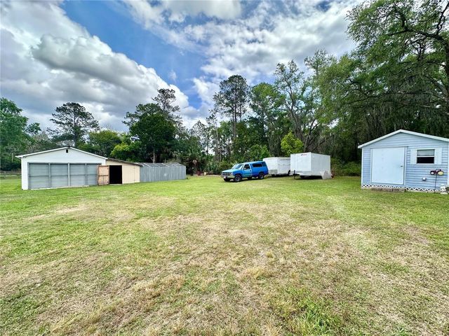 18400 SE 90TH LANE, Ocklawaha, FL 32179