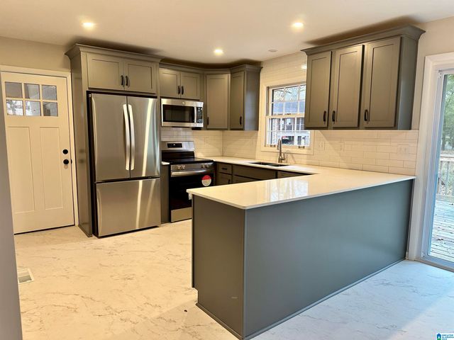 231 HILLWOOD LANE, Alabaster, AL 35007