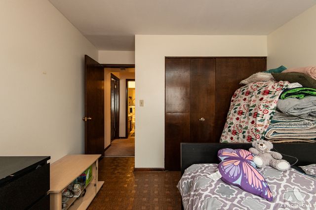 6550 N CALIFORNIA Avenue 302, Chicago, IL 60645