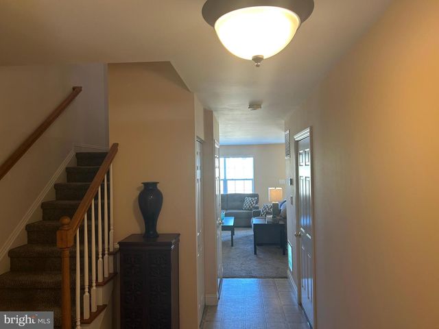 270 BUCKLEY DR, Harrisburg, PA 17112