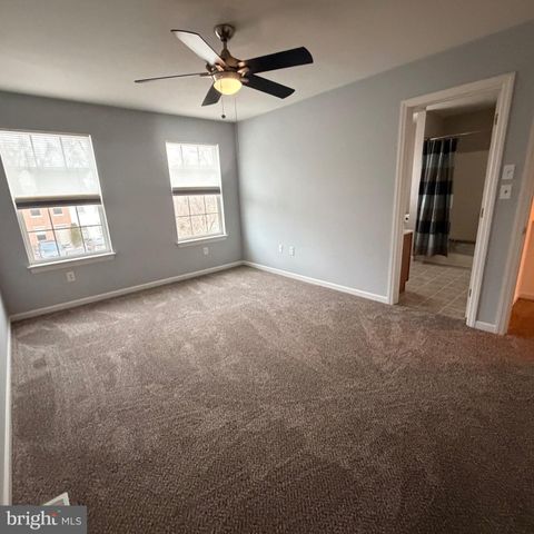270 BUCKLEY DR, Harrisburg, PA 17112