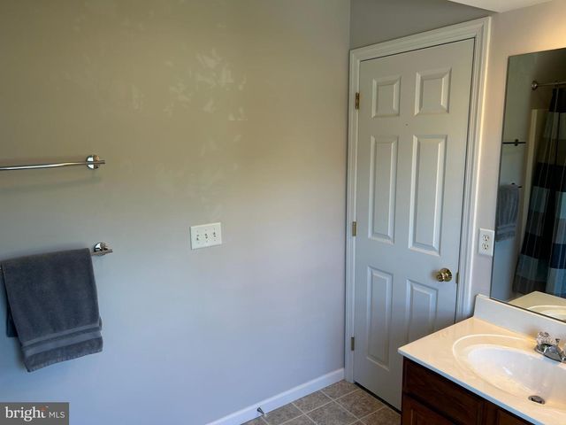 270 BUCKLEY DR, Harrisburg, PA 17112