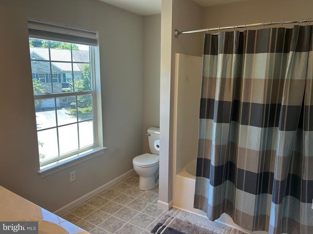 270 BUCKLEY DR, Harrisburg, PA 17112