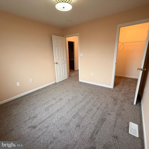 270 BUCKLEY DR, Harrisburg, PA 17112