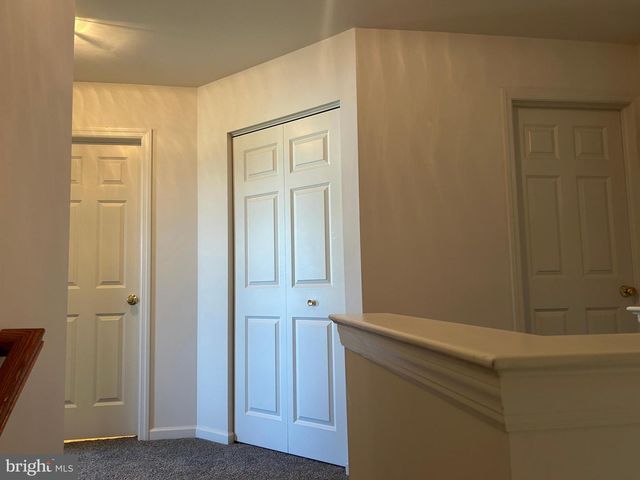 270 BUCKLEY DR, Harrisburg, PA 17112
