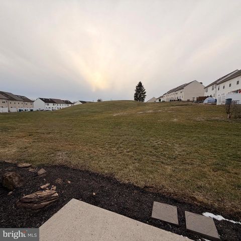 270 BUCKLEY DR, Harrisburg, PA 17112
