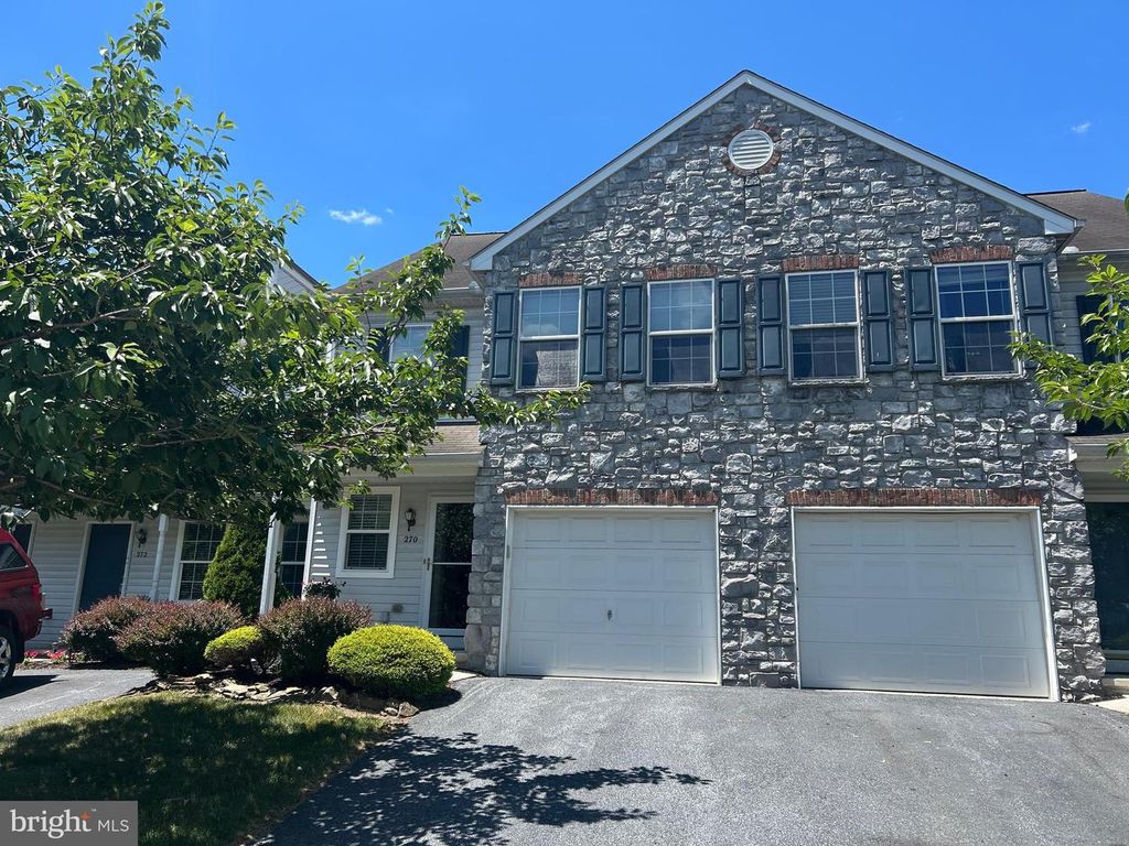 270 BUCKLEY DR, Harrisburg, PA 17112