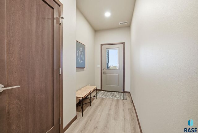 2820 E Hazelnut St Street, Brandon, SD 57005