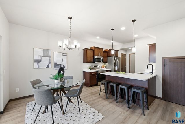 2820 E Hazelnut St Street, Brandon, SD 57005