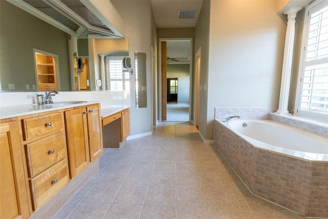 4818 SE 11TH PLACE, Ocala, FL 34471
