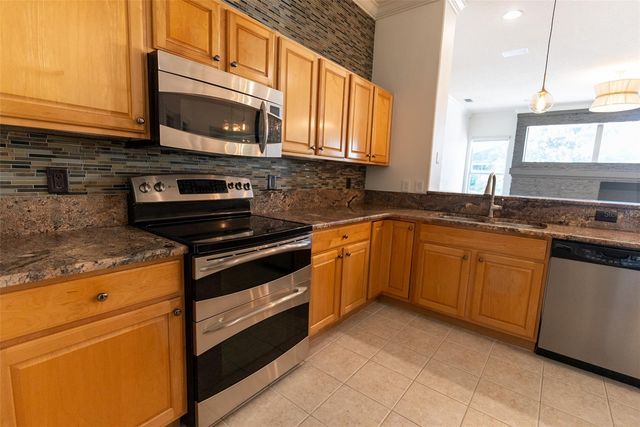 4818 SE 11TH PLACE, Ocala, FL 34471