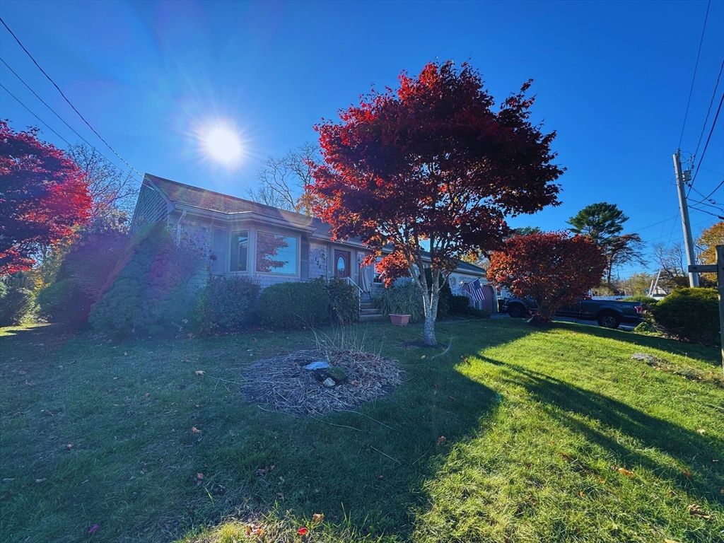 135 Old Westport Road, Dartmouth, MA 02747