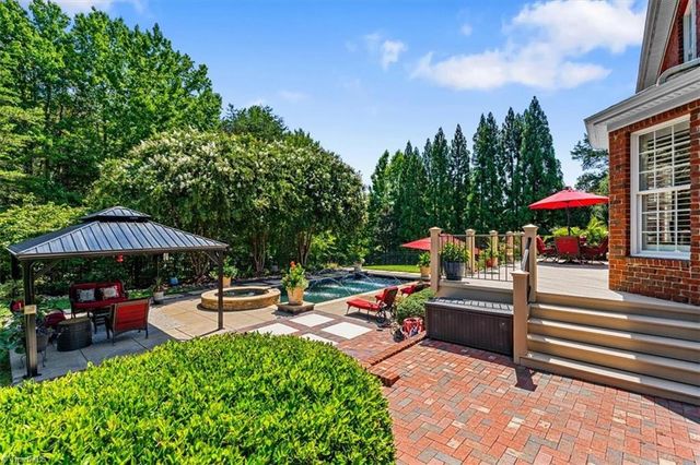 8404 Oakchester Court, Oak Ridge, NC 27310