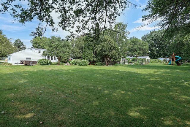 W6273 OLD HIGHWAY ROAD, Menasha, WI 54952