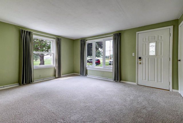 W6273 OLD HIGHWAY ROAD, Menasha, WI 54952