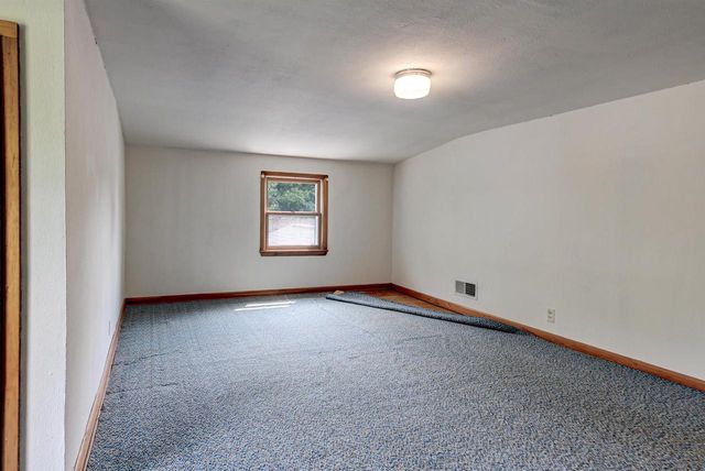 W6273 OLD HIGHWAY ROAD, Menasha, WI 54952